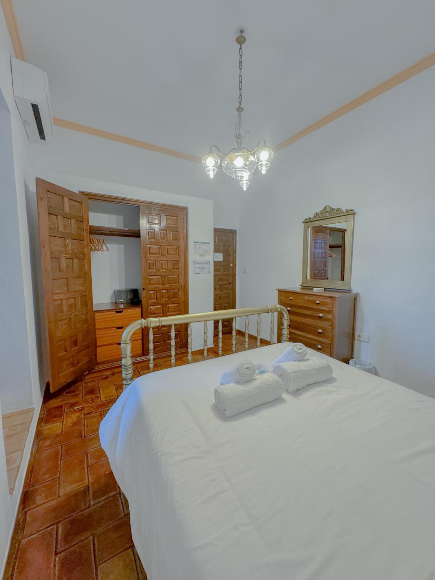 Garden Suites Xativa Casa Rural Екстер'єр фото